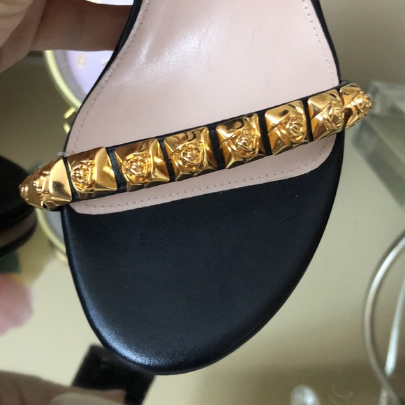 Stuart Weitzman Rosemarie leather sandals - Picture 2 of 13